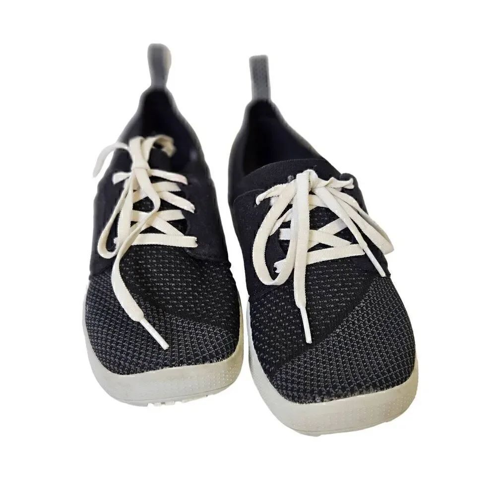 Merrell Bondi AC+ black and gray lace up shoes. Size 7.